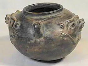 Cuenco: rostros antropomorfos