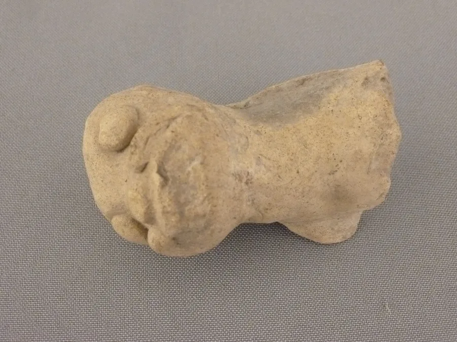 Cabeza antropomorfa