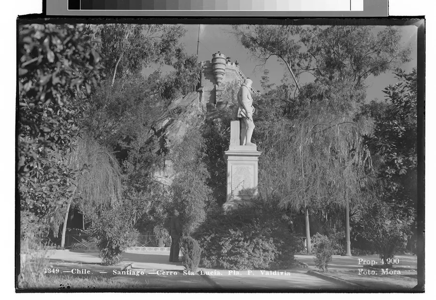 Chile – Santiago – Cerro Sta. Lucía Pla. P. Valdivia.