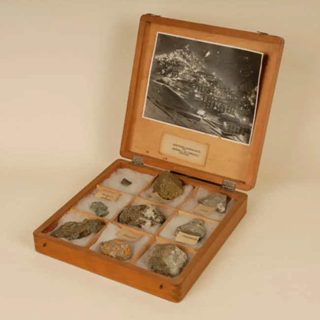 Mineral
