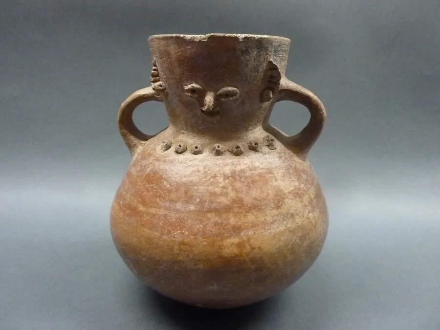 Jarra antropomorfa