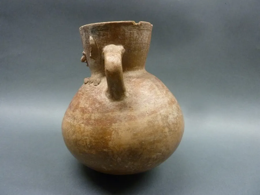 Jarra antropomorfa