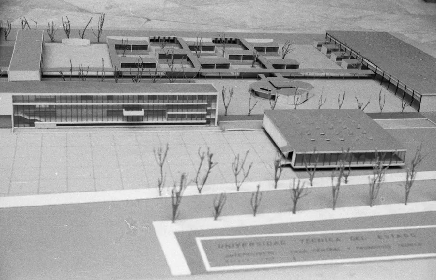 Maqueta de la primera etapa de la Unidad Universitaria