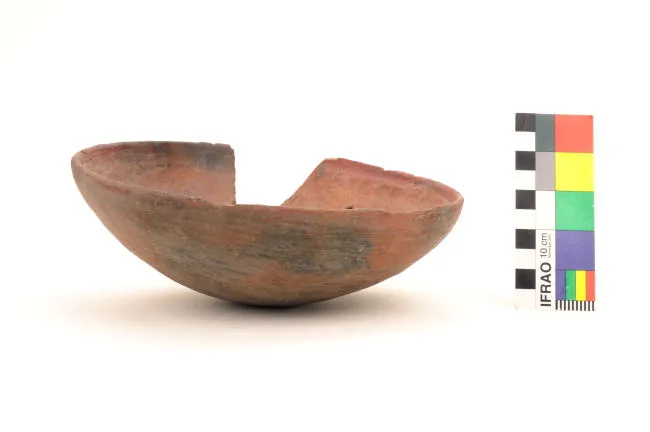 Plato (arqueológico y etnográfico)