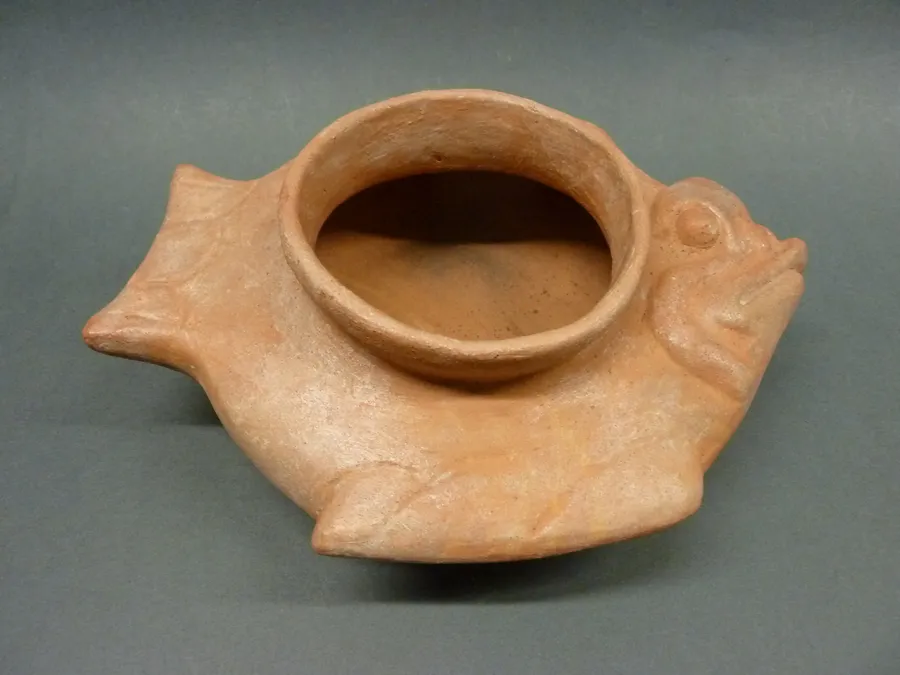 Recipiente ictiomorfo (Reproducción)