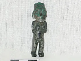 Figurilla  antropomorfa masculina. Idolillo