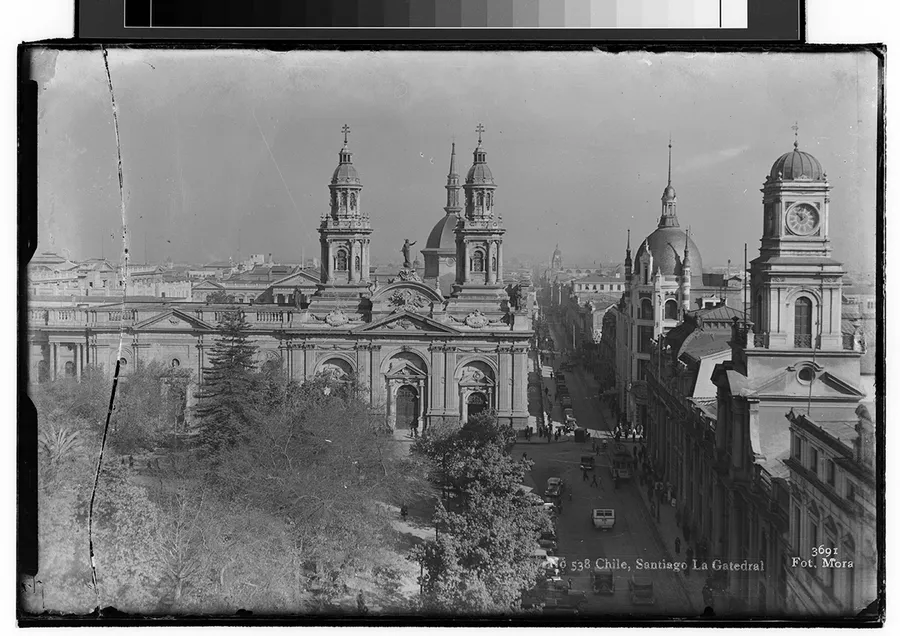 Chile, Santiago La Catedral.
