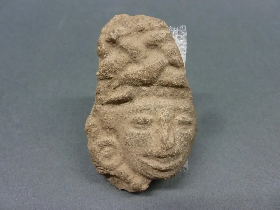 Cabeza antropomorfa